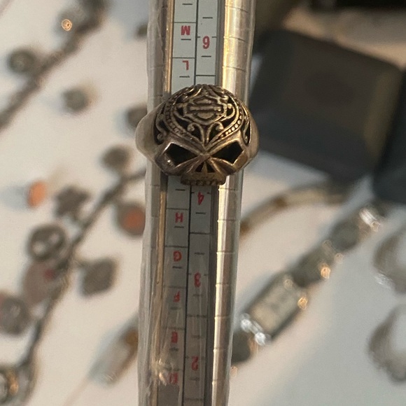 Harley Davidson Ladies Skull Ring - Picture 1 of 3